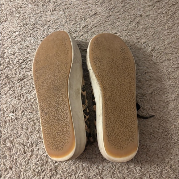 Steve Madden Black and Tan Leopard Platform Sneakers - Picture 3 of 3